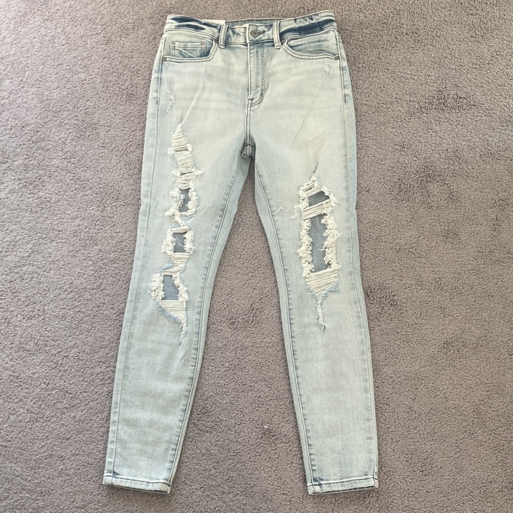 High rise distressed jeans - Picture 2 of 5